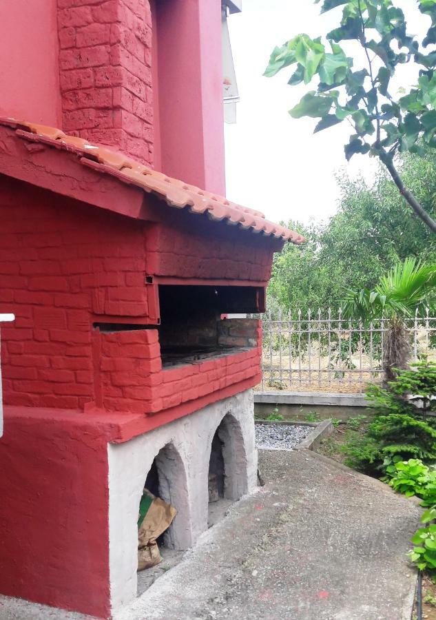 Villa Eleni Ofrínion 外观 照片